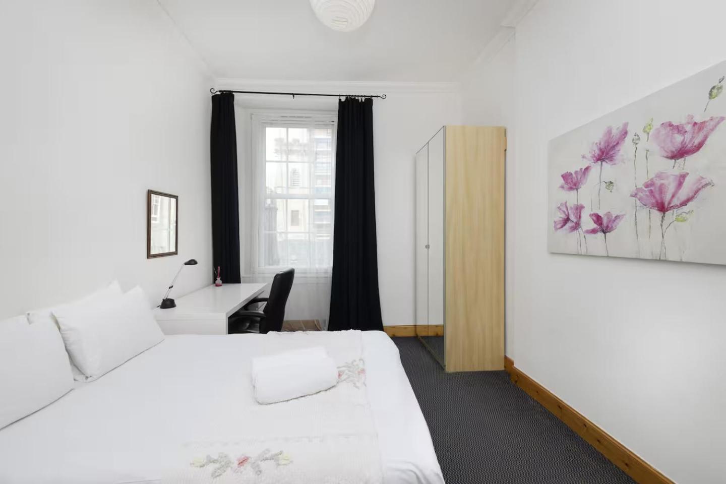 אדינבורו Joivy 3 Bed Flat In Old Town, Close To Grassmarket מראה חיצוני תמונה