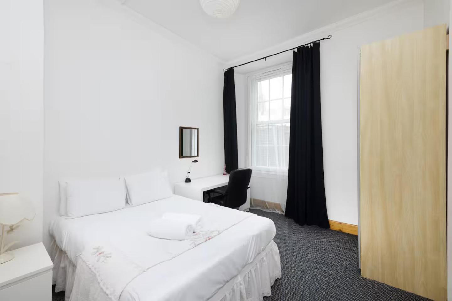 אדינבורו Joivy 3 Bed Flat In Old Town, Close To Grassmarket מראה חיצוני תמונה